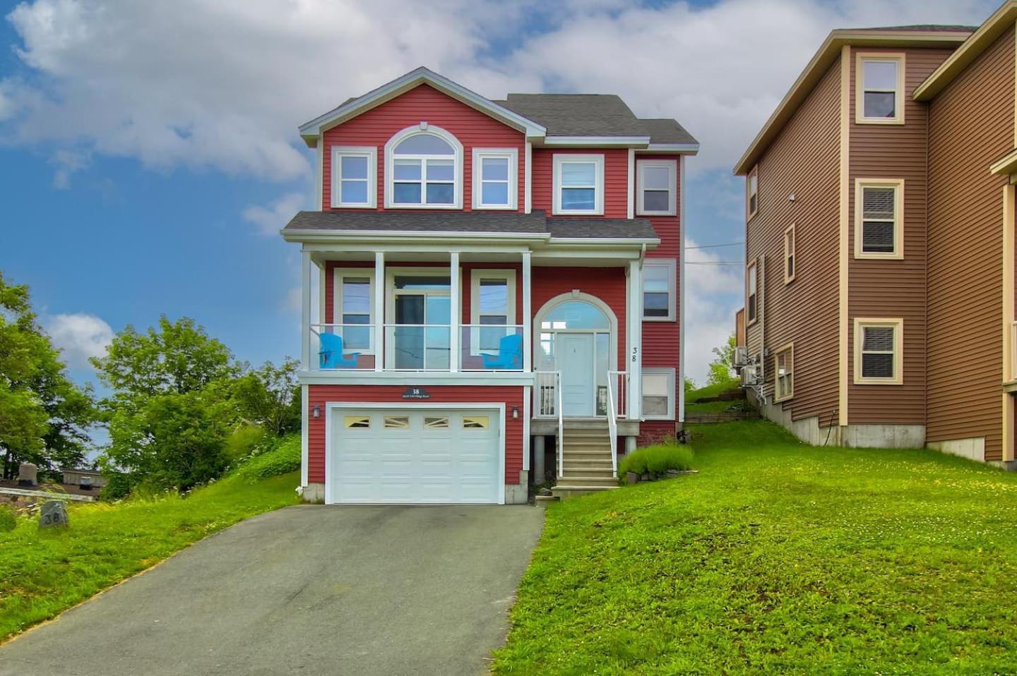 The Vista At Quidi Vidi - Stunning Views & Trails Villa Сент Джонс Екстериор снимка